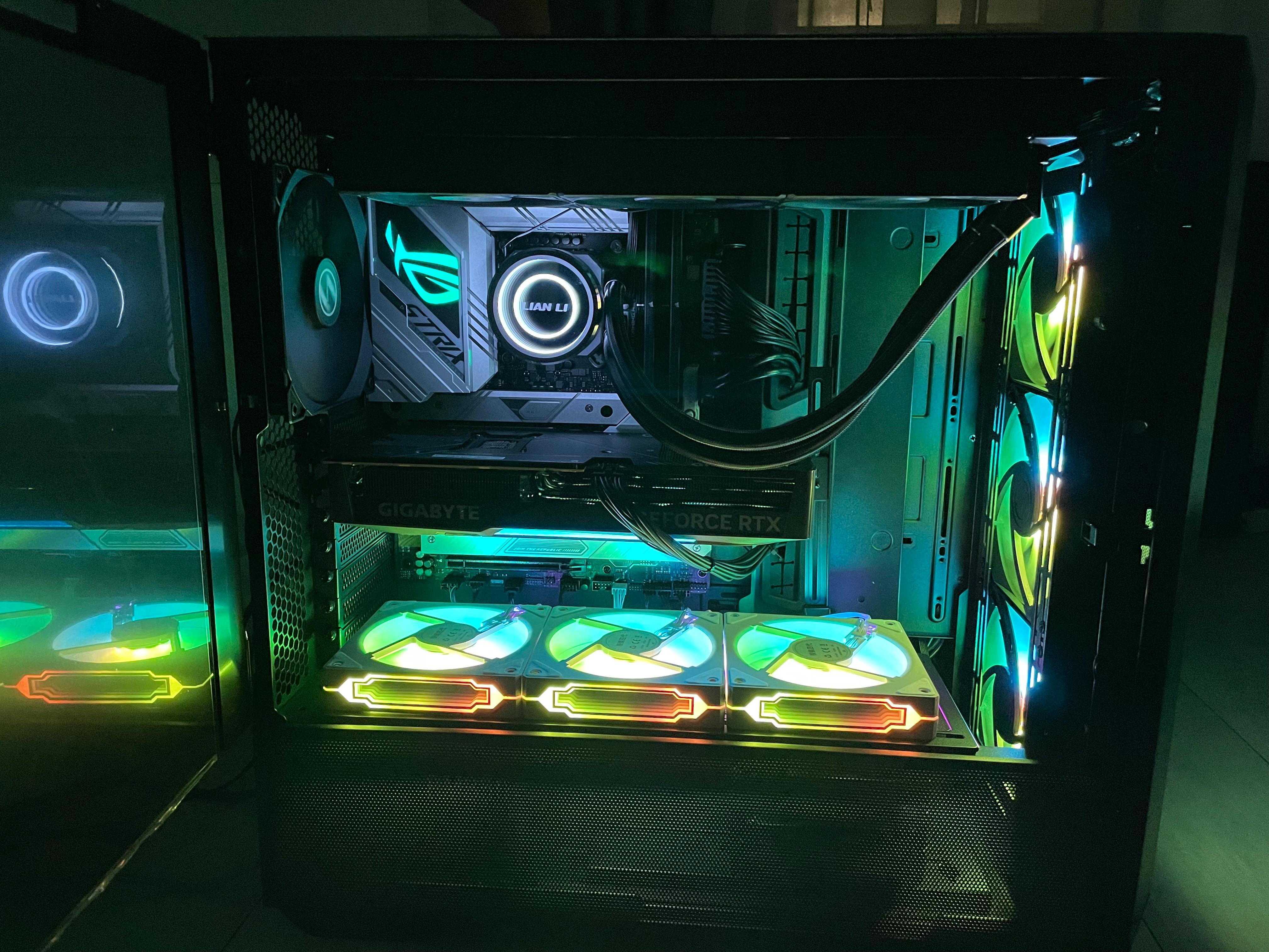 Asamblare PC gaming custom cu procesor Intel I9 14900k și placa video NVIDIA RTX 5070 Ti